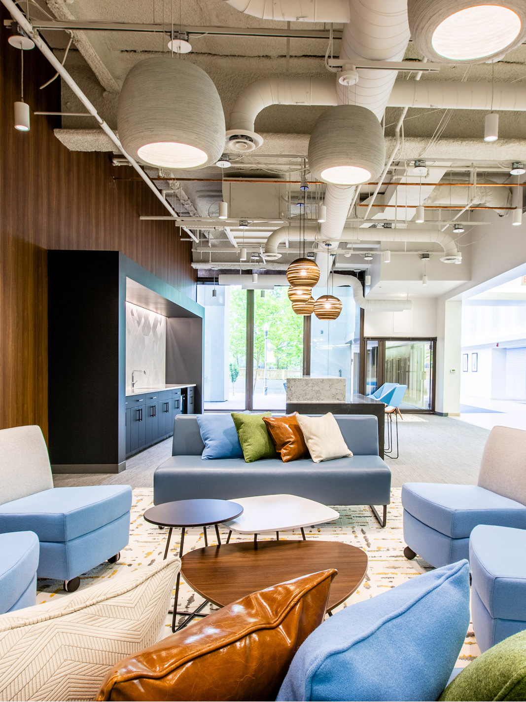 912 Fort Duquesne Blvd. Amenity Suite